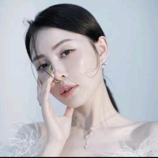 奥莱爆品返场卖店