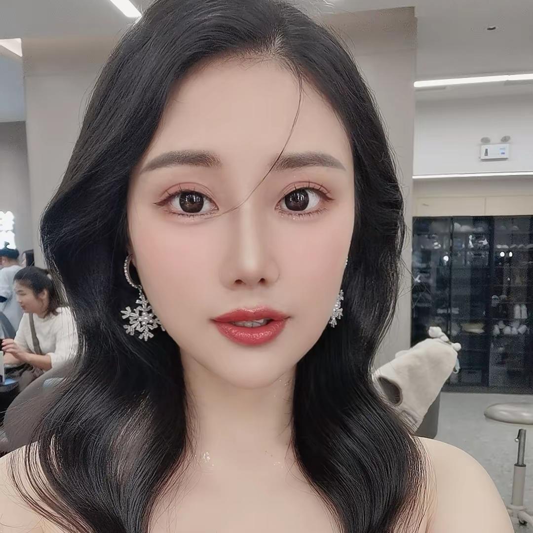 姿姿🐰🎤