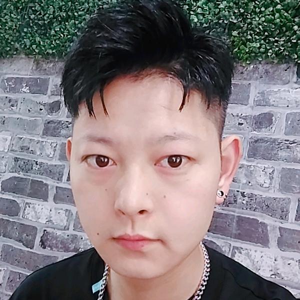 宜城市贵族时尚美发店