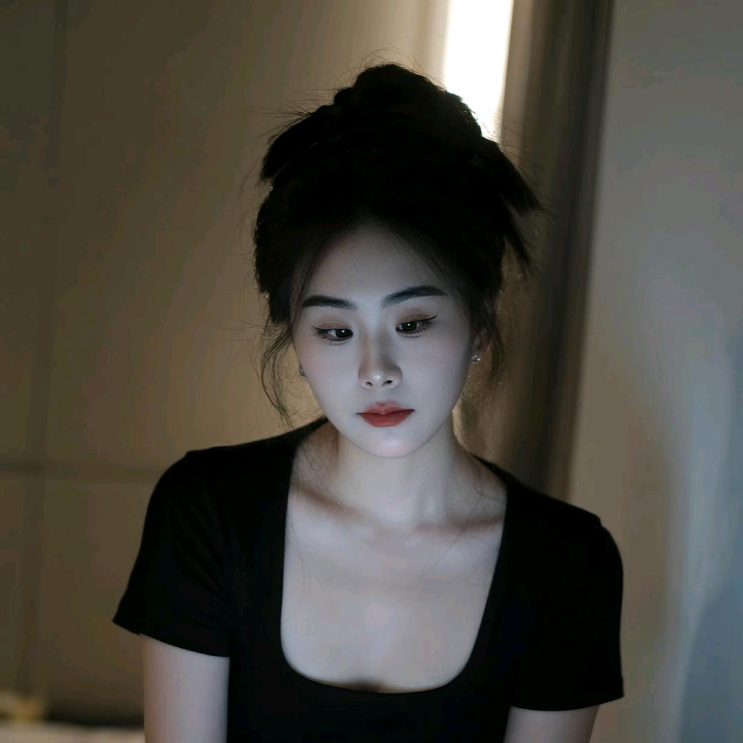 临港中国珠宝～程美霞