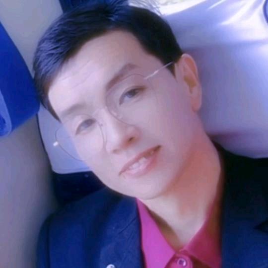 招财猫的小铃铛🔔