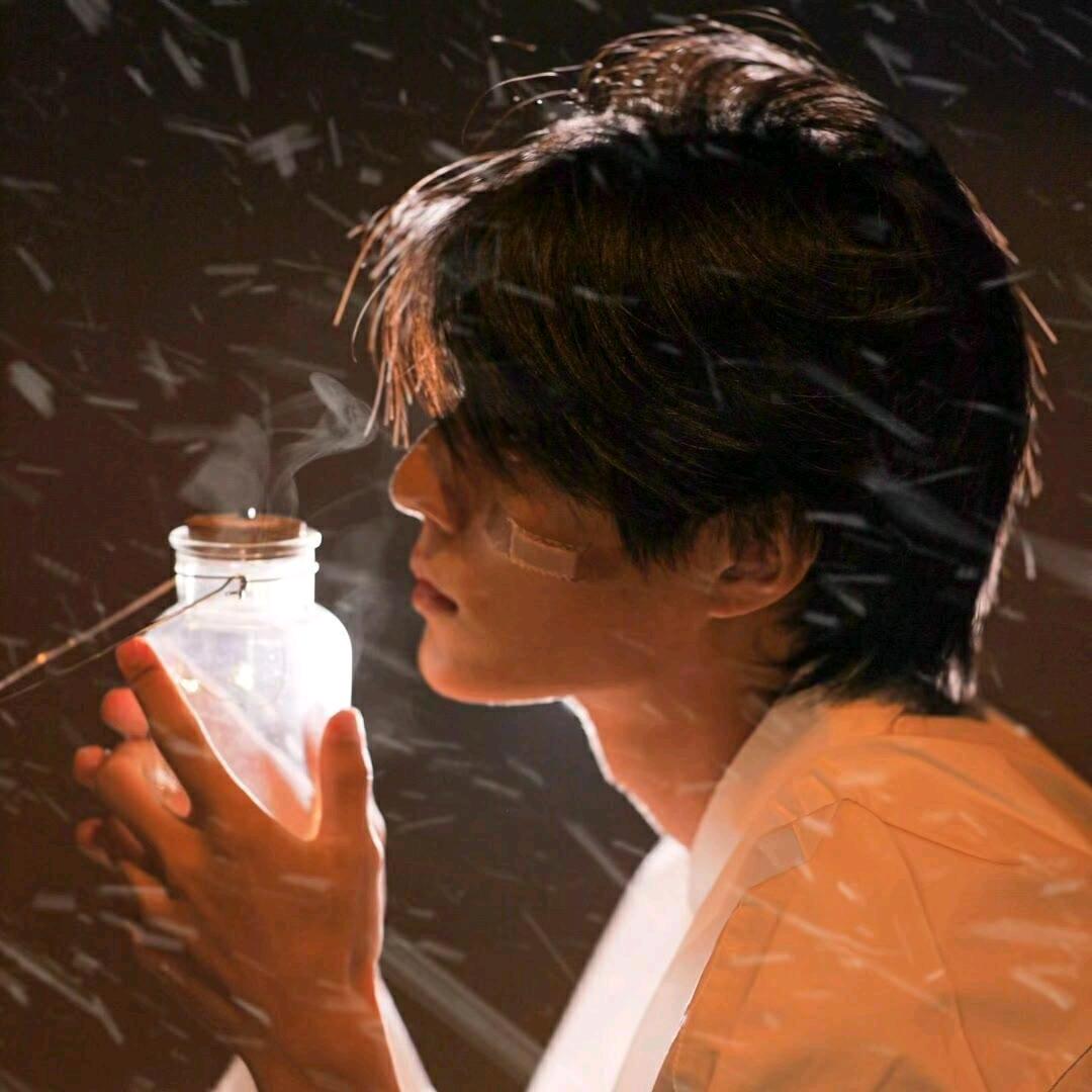 初洛