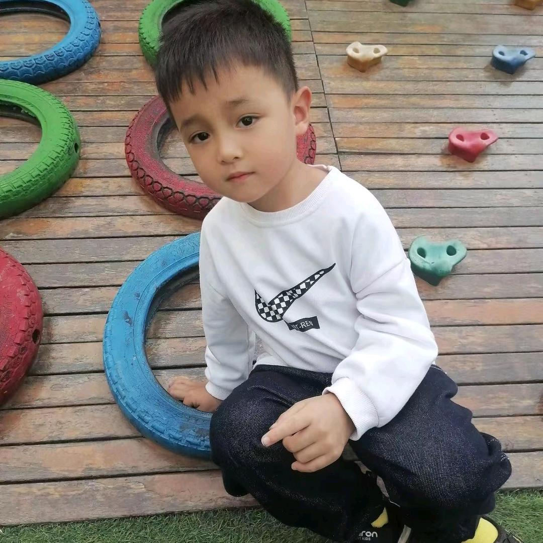 蔡😏😏