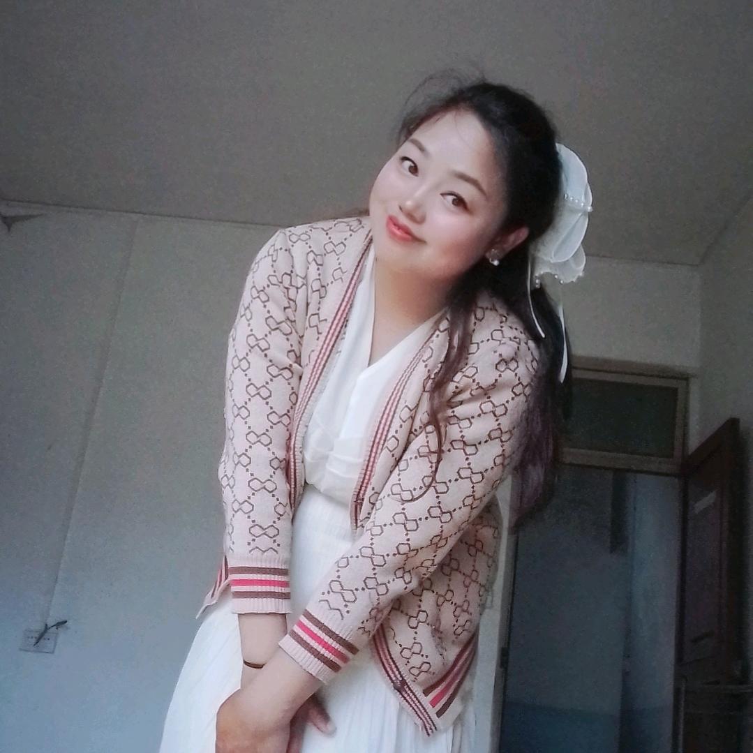 我是一个快乐的女孩哦😂