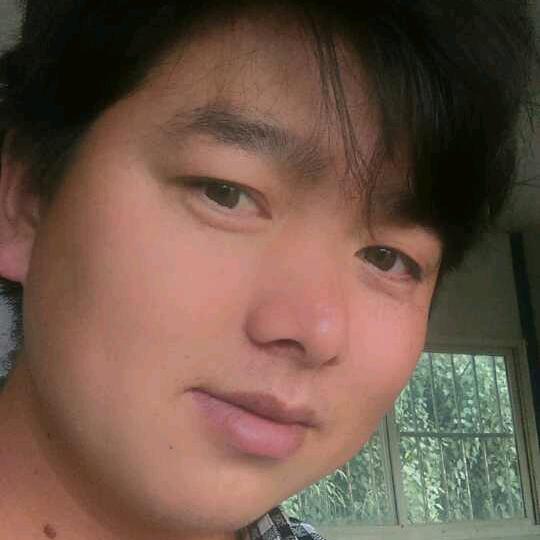 刘祝宏无人机打药、施肥、吊运