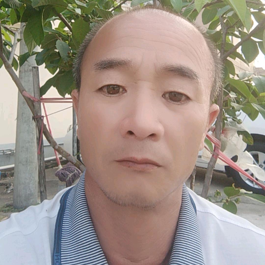 依然梁叔