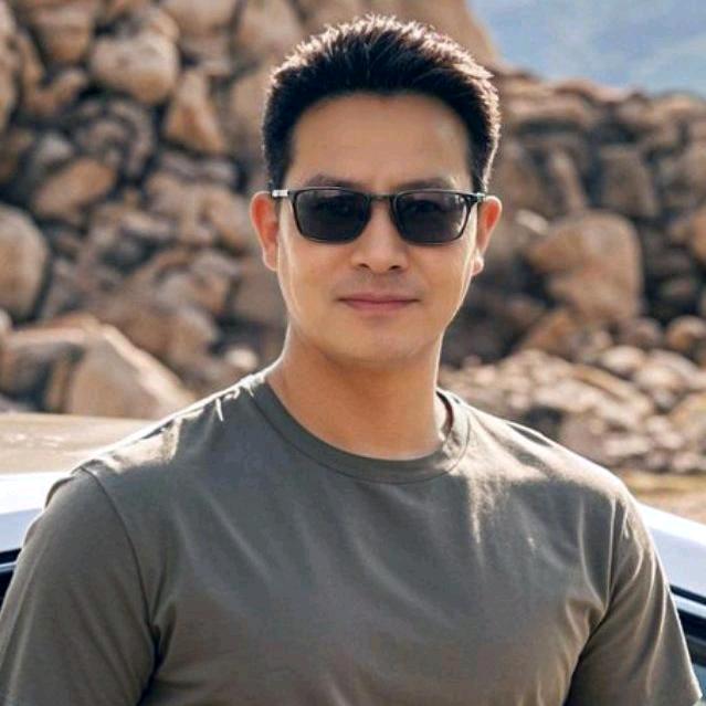 ᥫᦱᐝ爱恋🌻⃟⸜  ❤ཀོ࿐