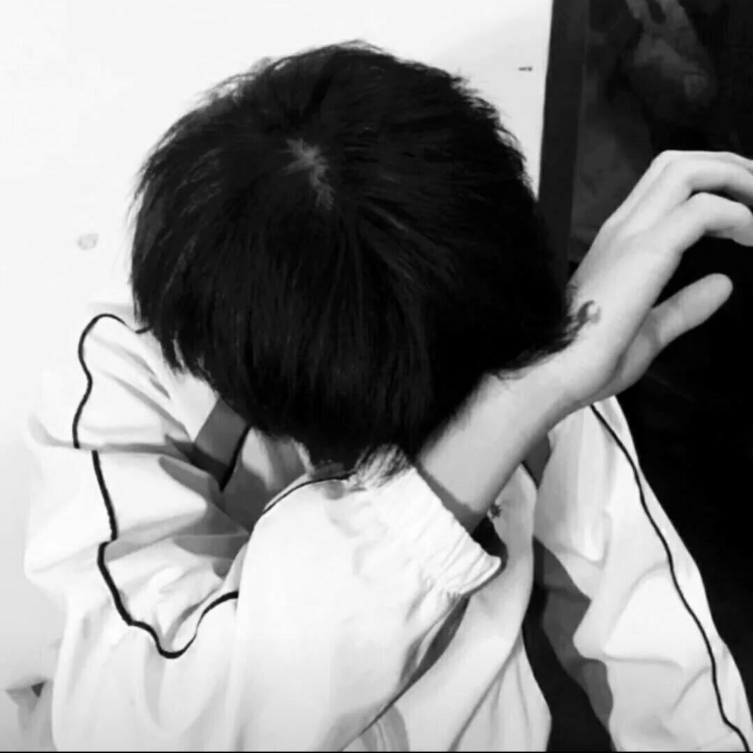 橘红色