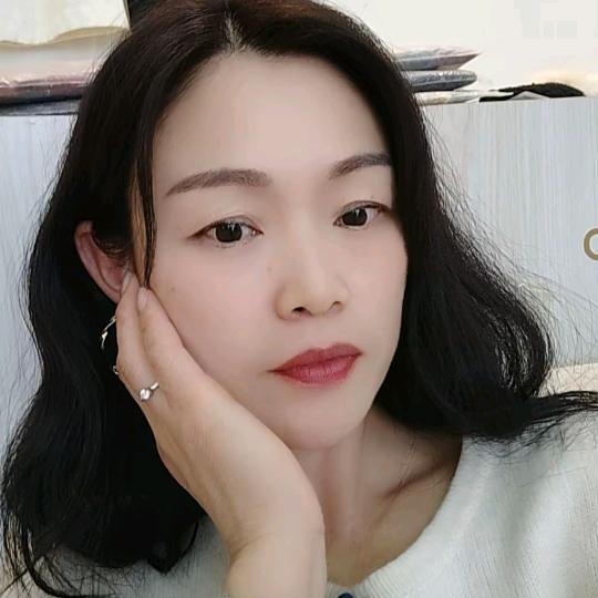 SUSU STUDIO 女装