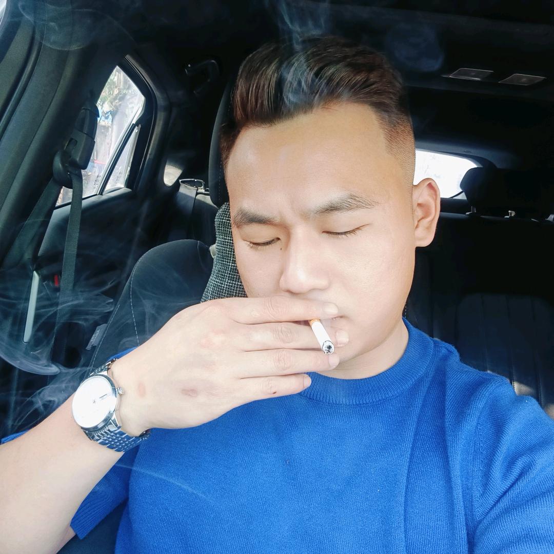 栎枝餐厅吕先生
