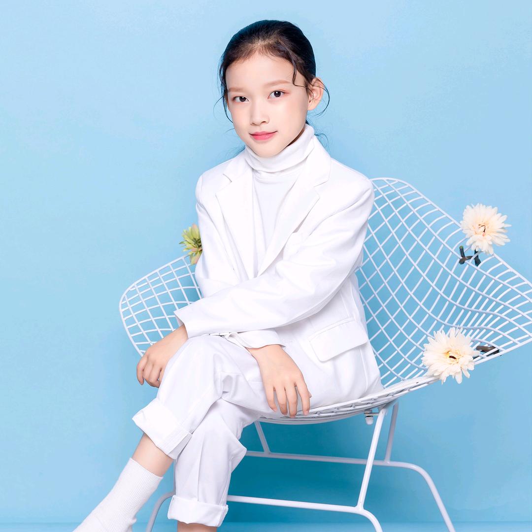 花儿小公主车美含