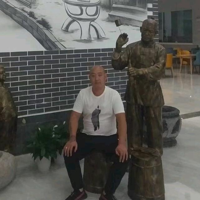 大风车游乐场溜溜吧