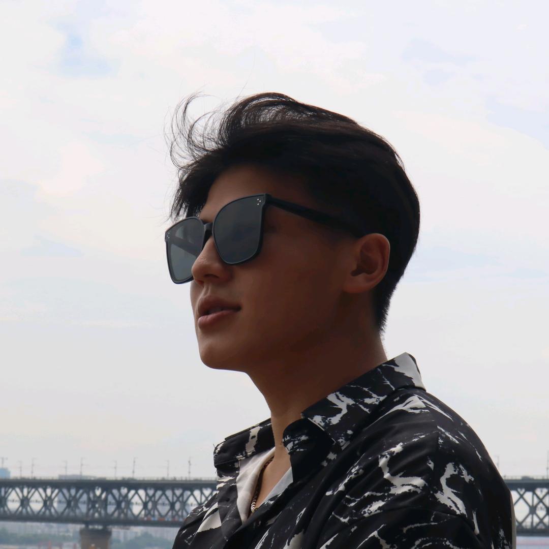 ChenY.