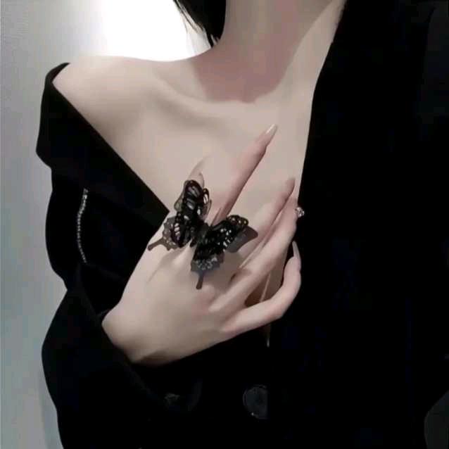 ㅤ   ꦻꦼ 朾䂲🧊