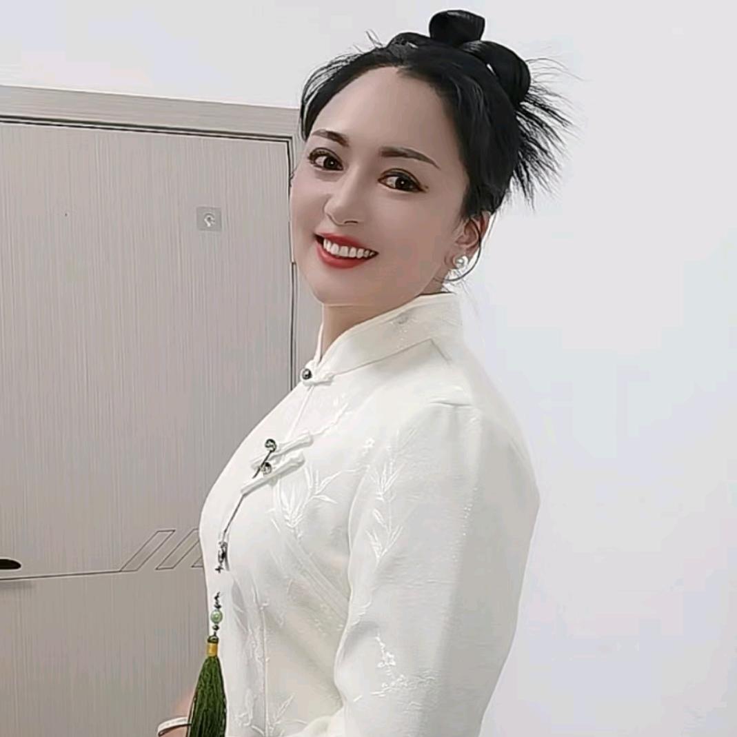张清蒲公英服装店