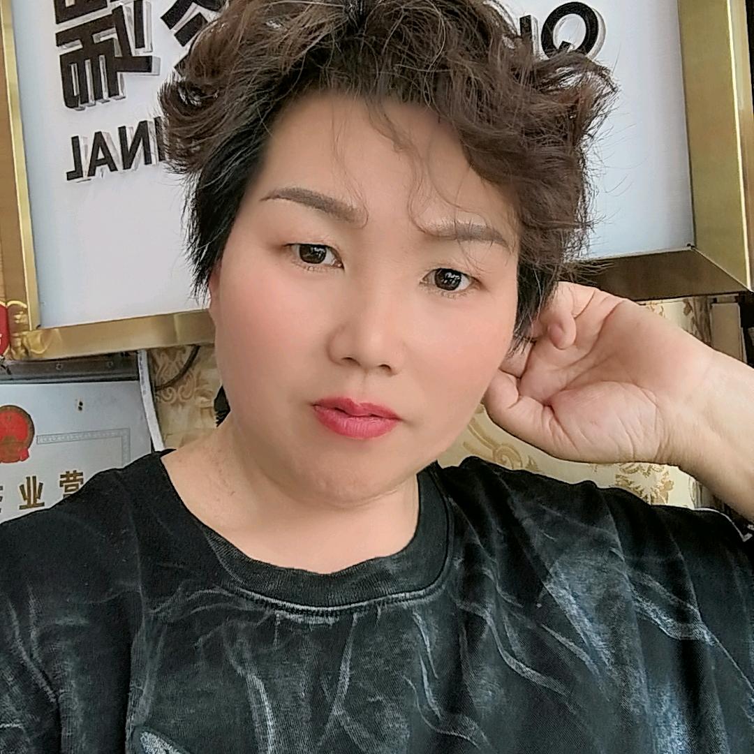 周兵杰（周冰洁）