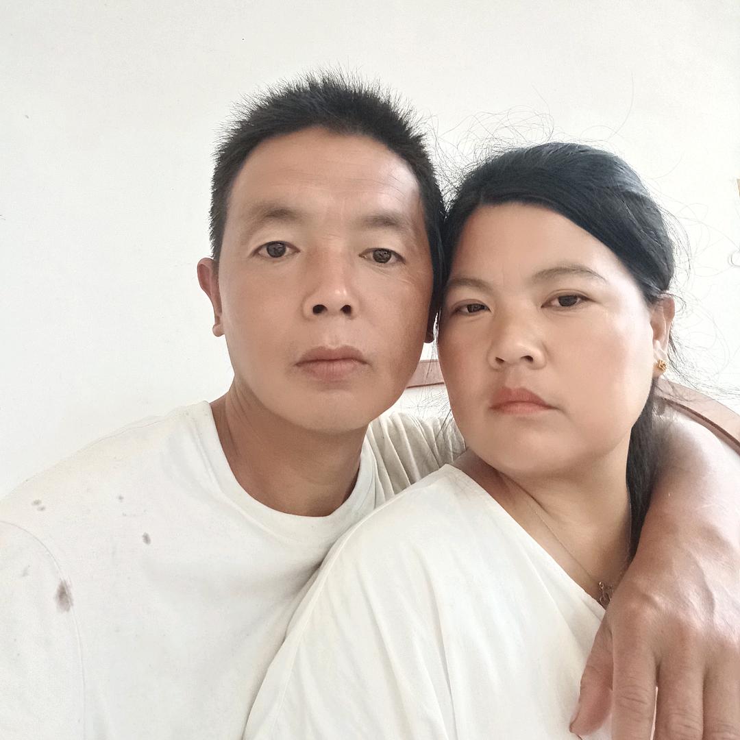 武福临门 恭喜发财 。