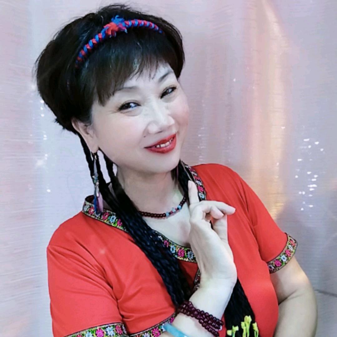 水晶手舞