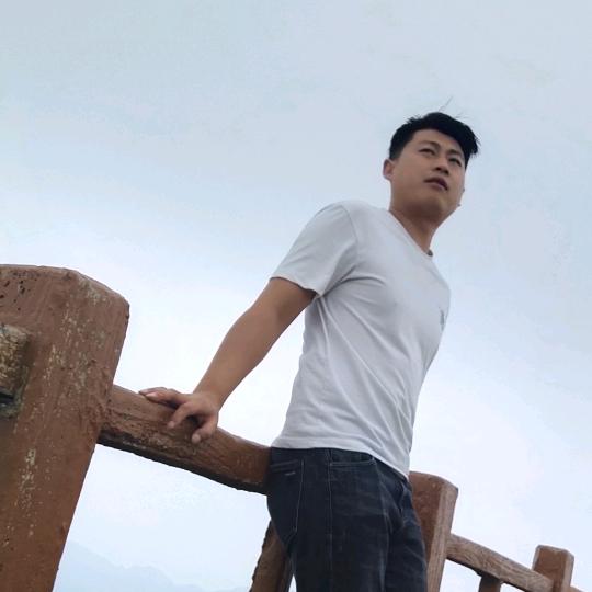 那个叫潇洒的男人