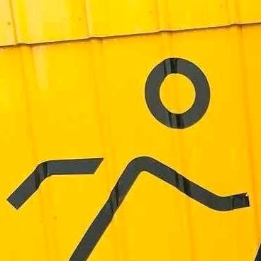 拿着麦当劳的优惠券去吃肯德基旁边的麦当劳