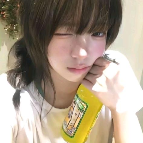 ◑.◑ಣ