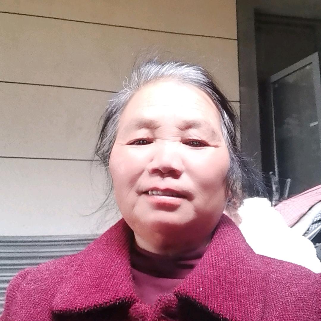 悠悠）