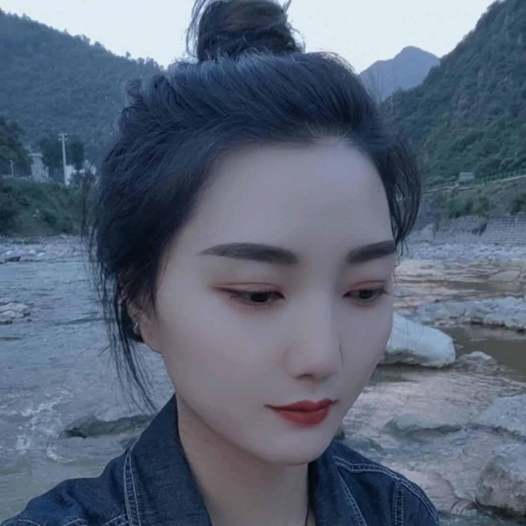 卖衣服的农村女孩