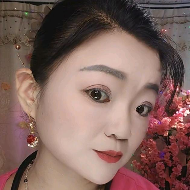 玉龙媒婆直播开始了《橱窗有好物》
