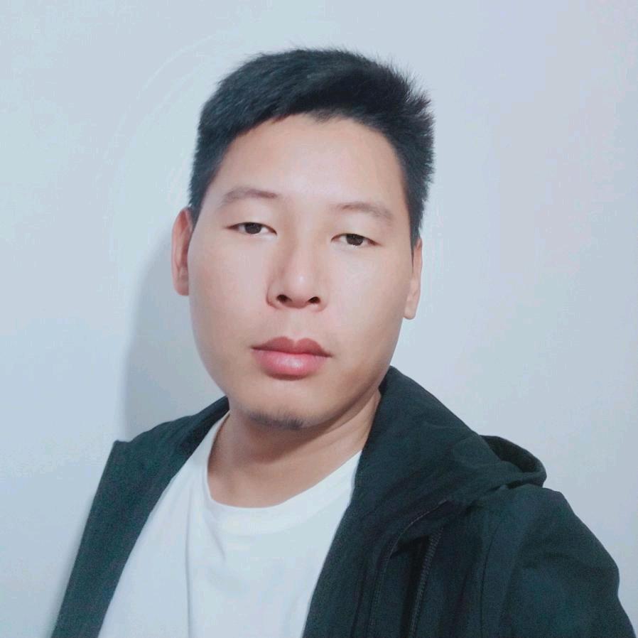 阳光驾校兰教练