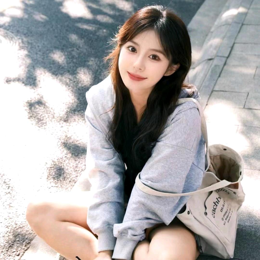 莹莹