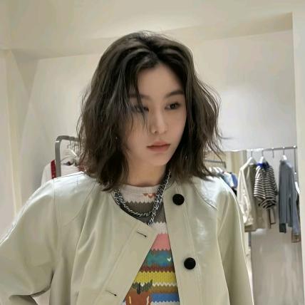 Lin林肉肉👗穿搭手册