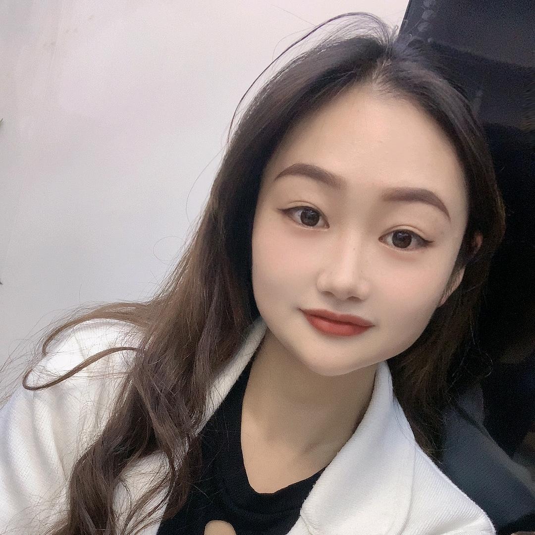 小小吖（拒绝连赞）