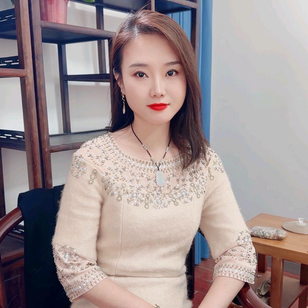 养蟋蟀的思思