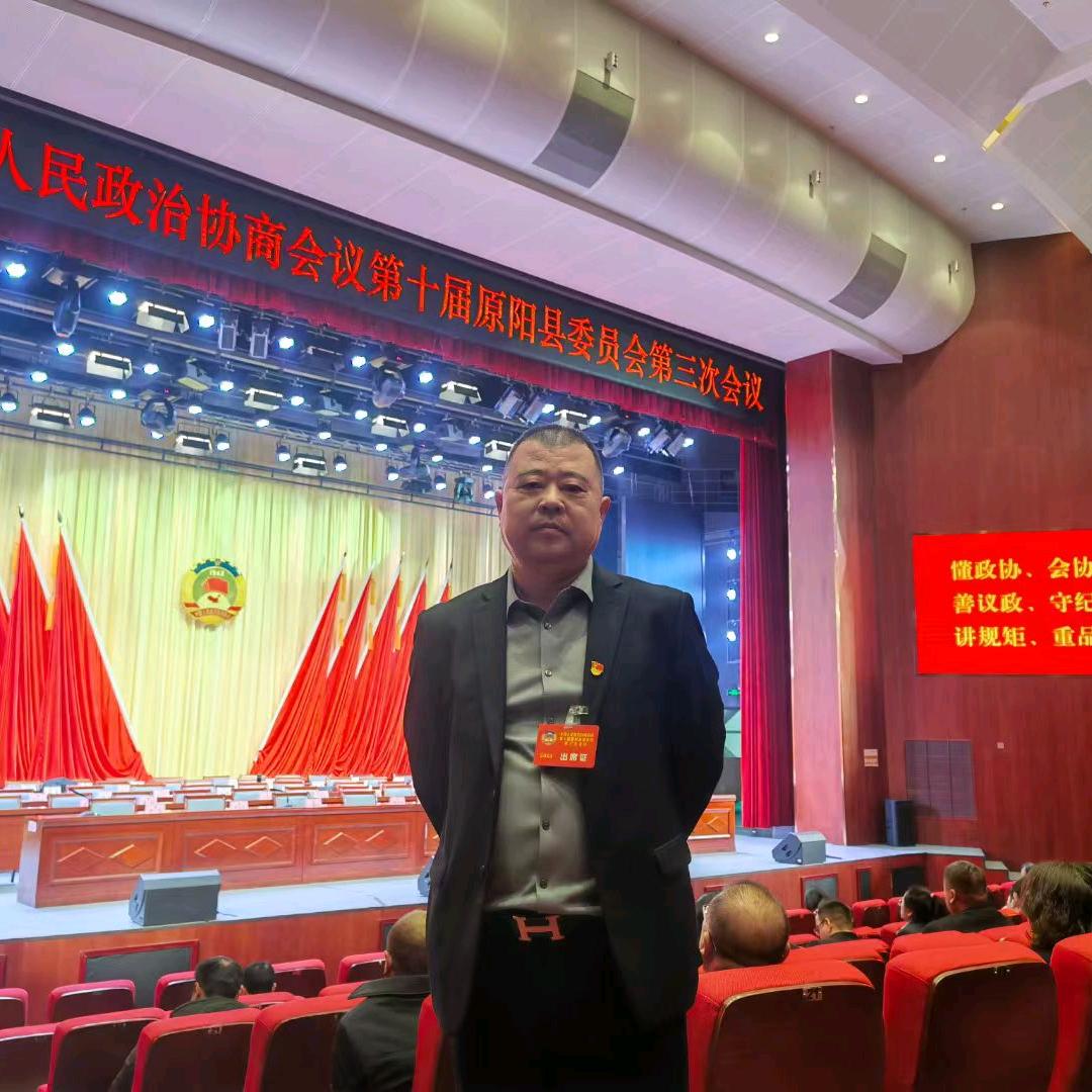 老黄牛（坚持爱心公益活动）