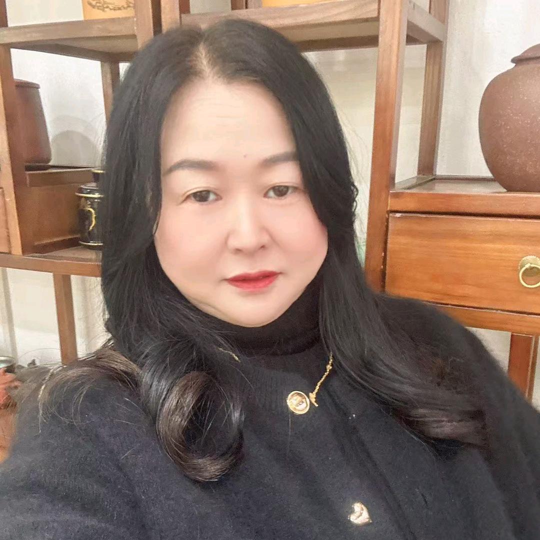 当阳卖五峰茶的刘姐