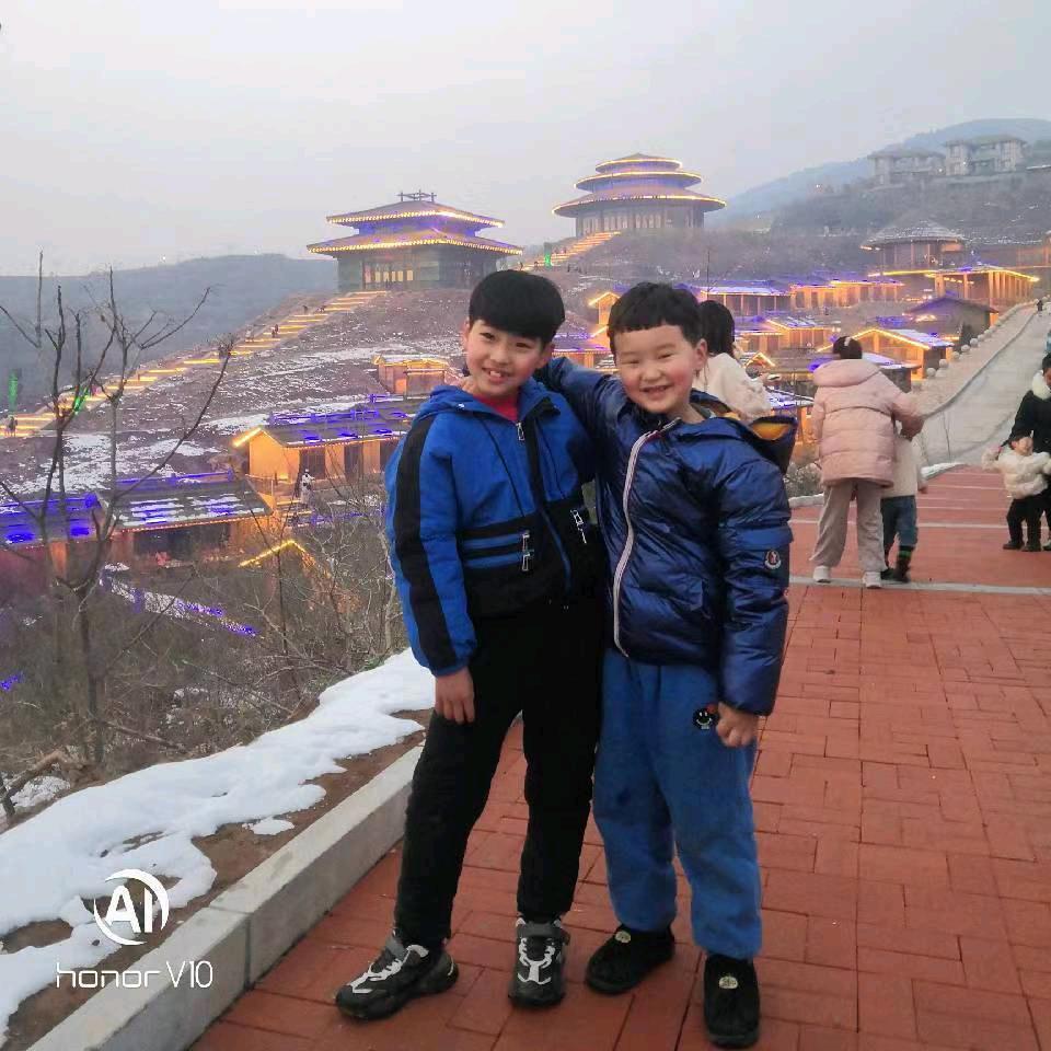 四个宝贝的爷爷