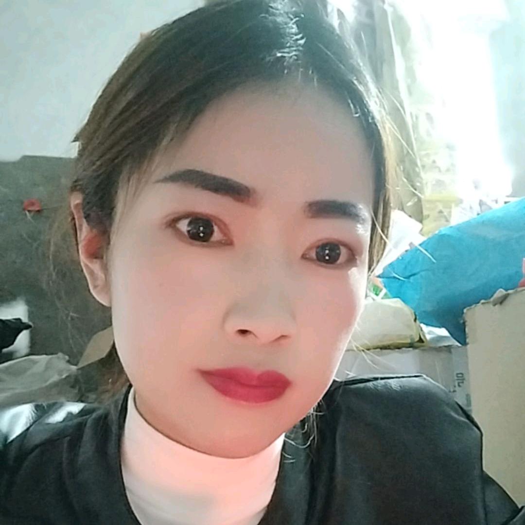 小燕（单亲妈妈）