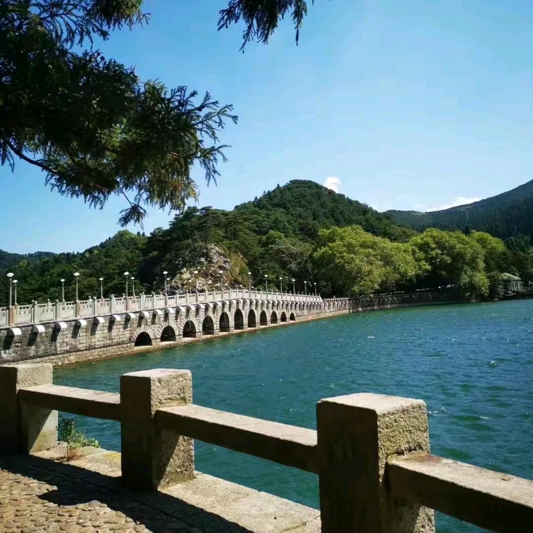 心满意足