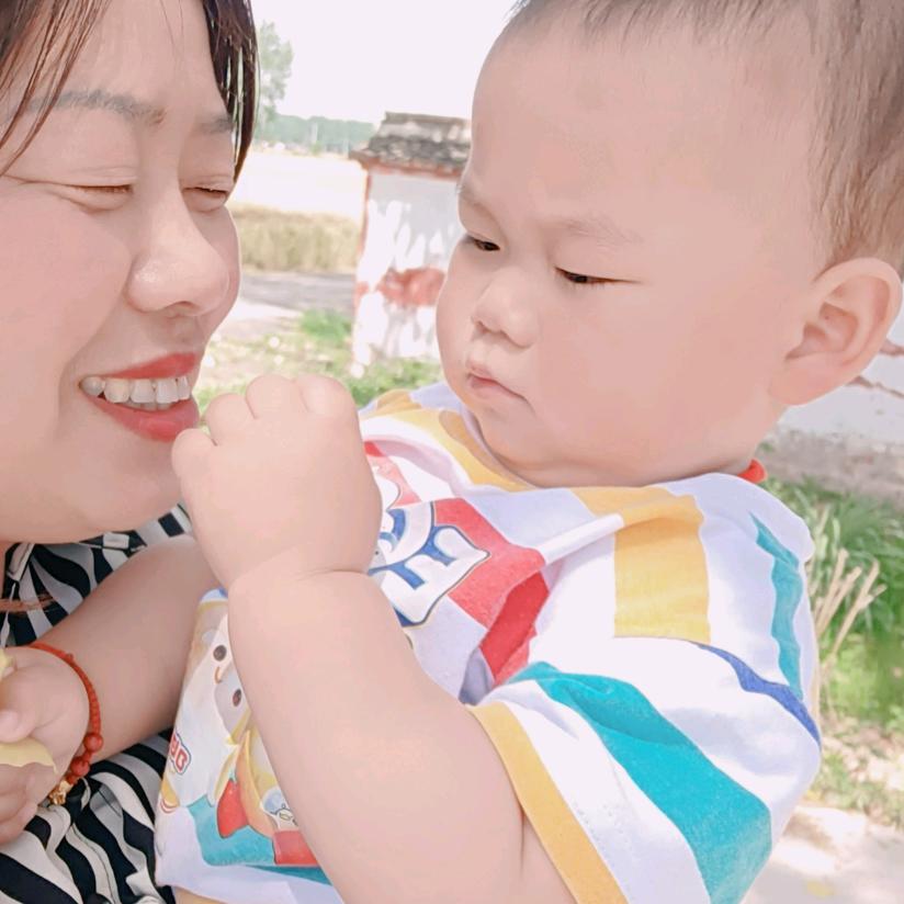 丁楼社区购物广场