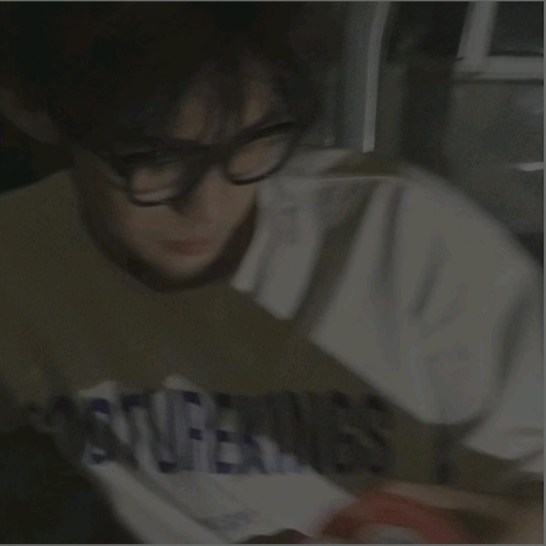 Min·