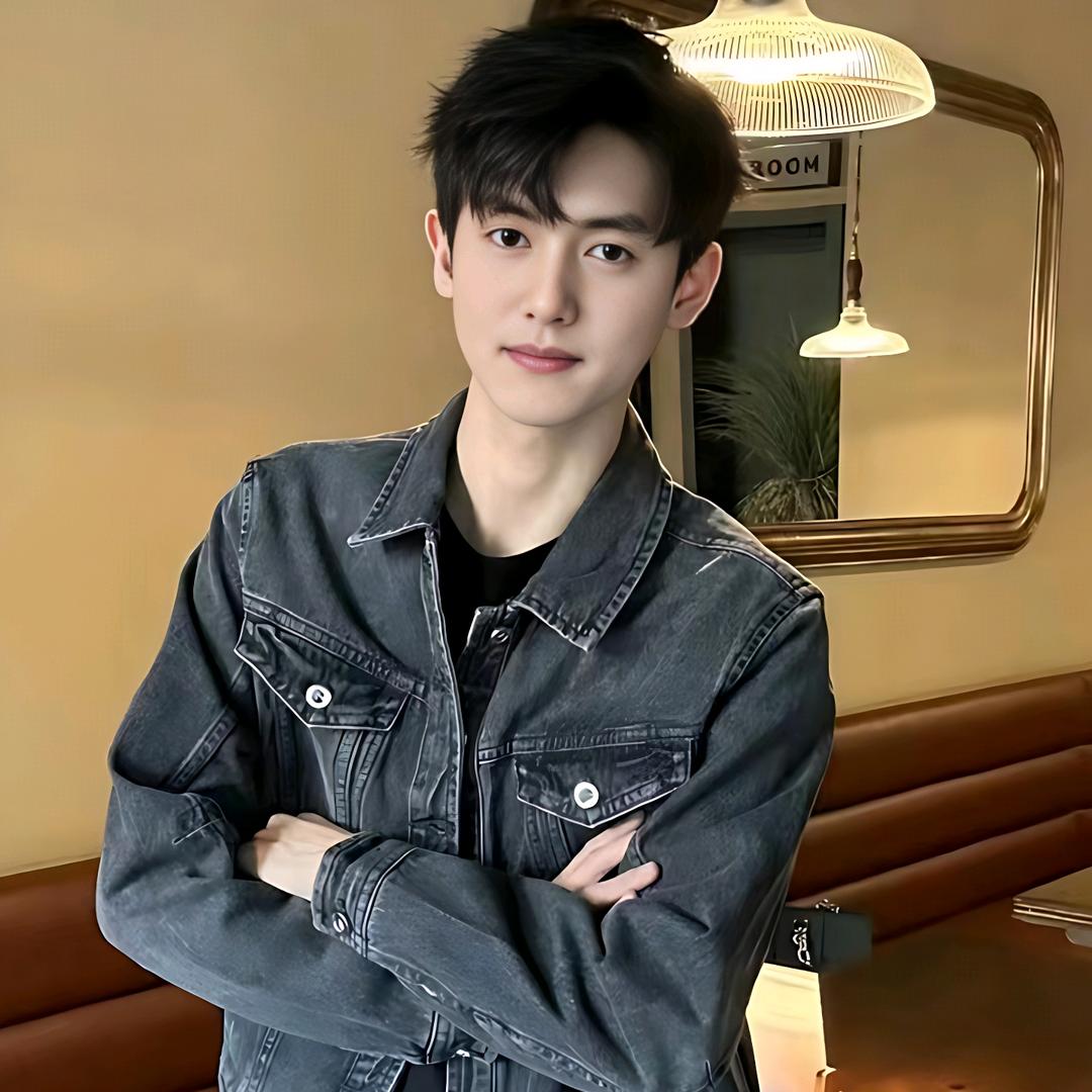 玻璃小哥