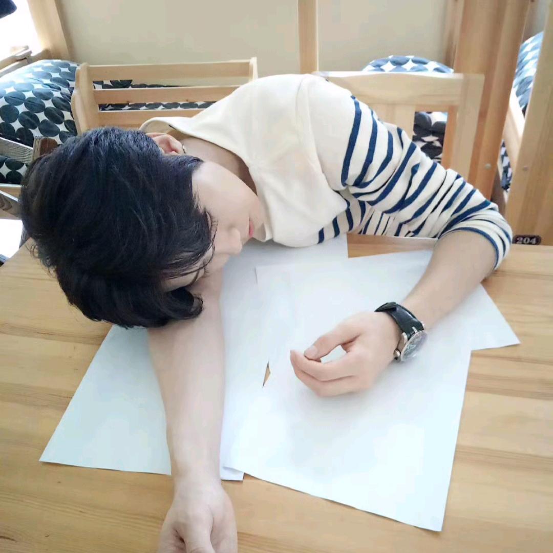 不见鹿晗不改名