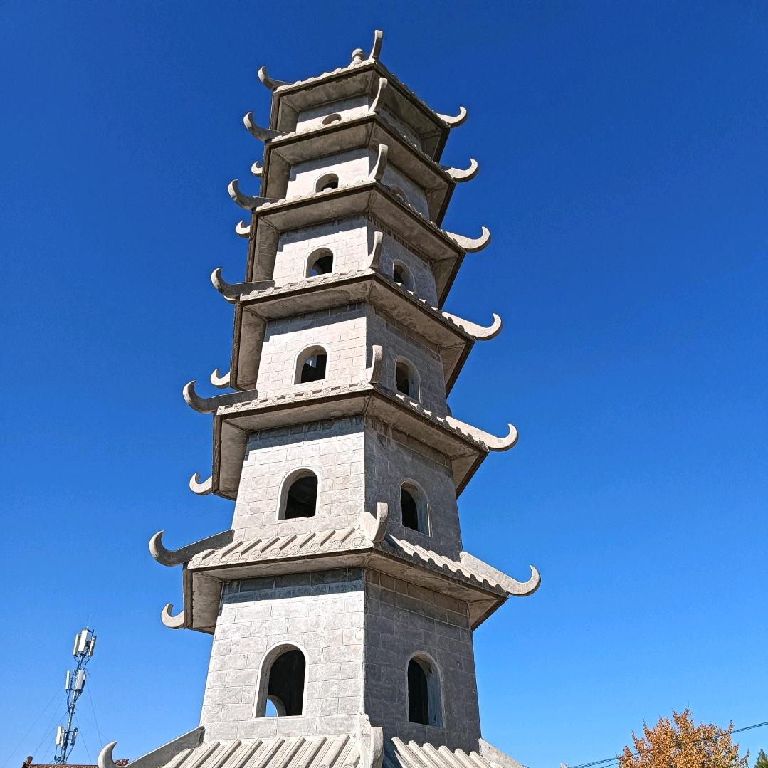 轻舟已过万重山