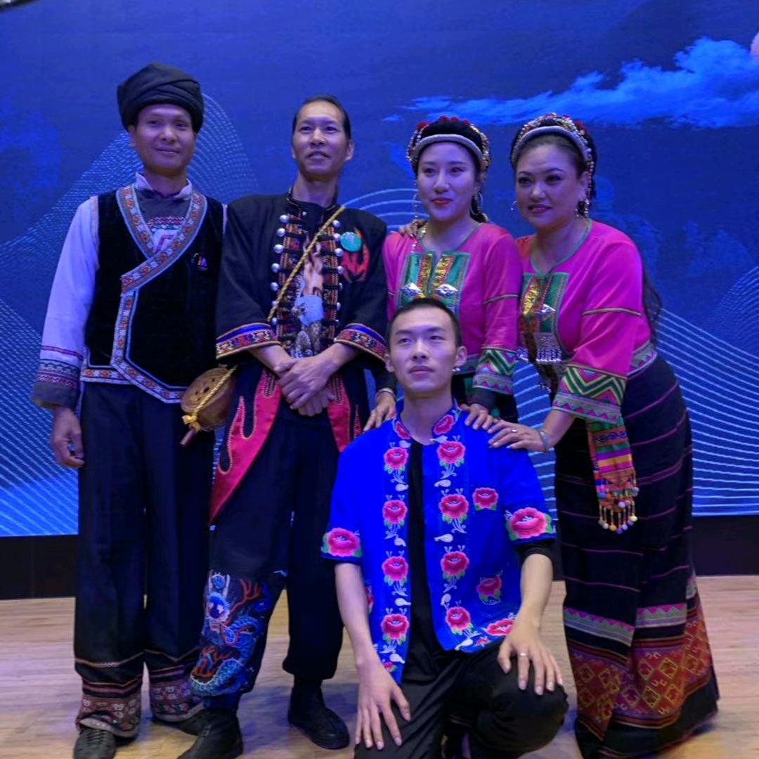 阿数瑟传承民乐打歌队