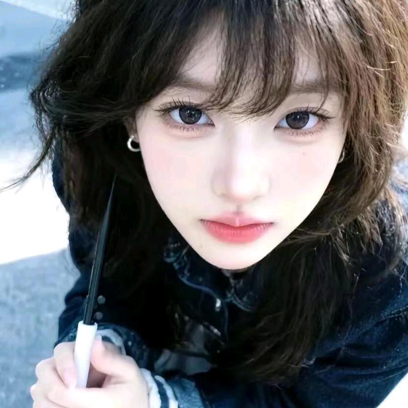 云宝天热喝冰水