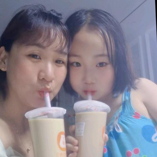 晓荷才露尖尖角