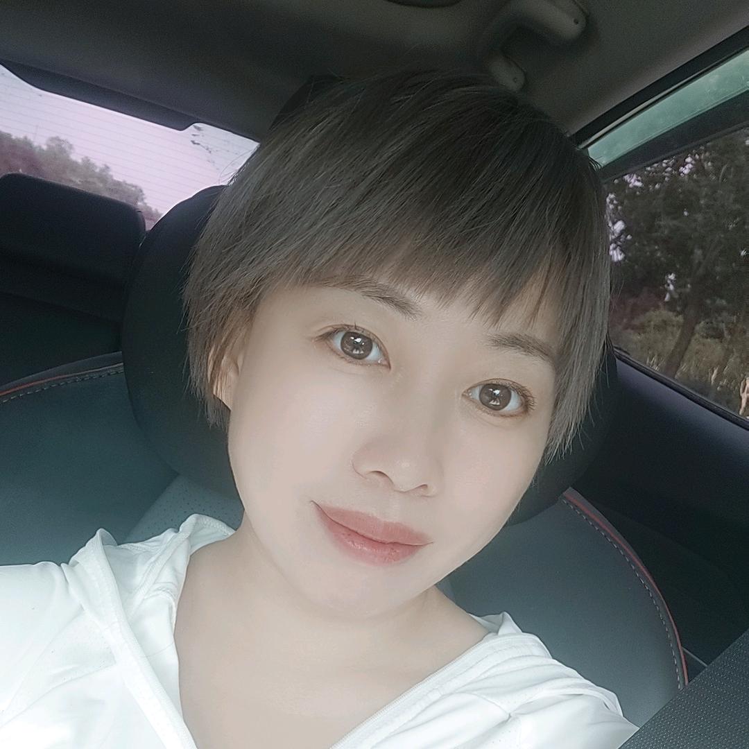 小妮¹¹²⁸🎤20:20