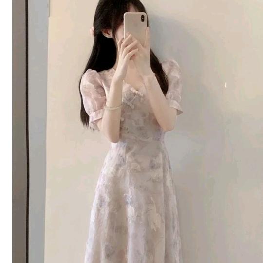 美女衣裳