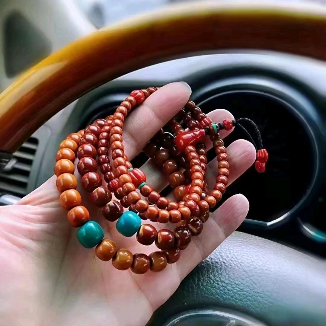 苏渝堂艺术核雕