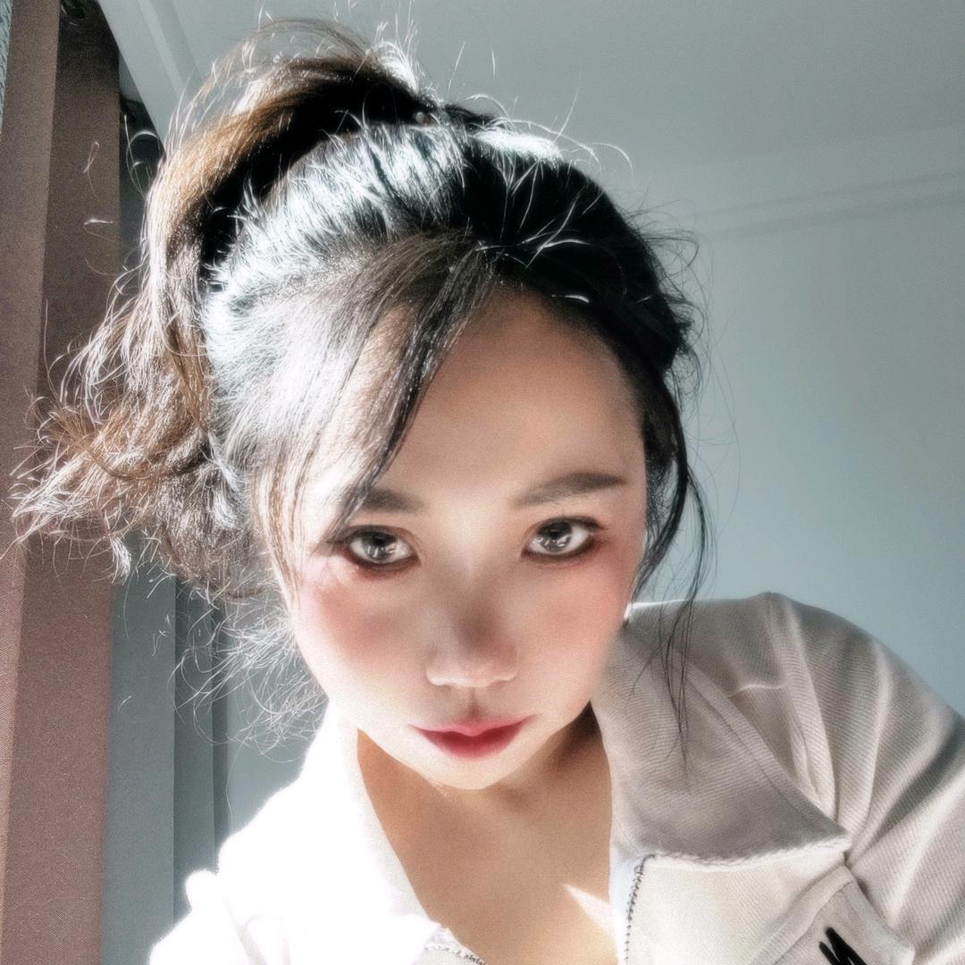 李丫头🧞‍♀️